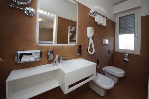 Hotel Clarin 14 by Dori (Peschiera del Garda)